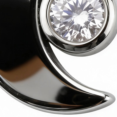 Top Luna Crescente con Zirconia Cubica in Smussatura in Titanio Grado Impianto con Filettatura Interna