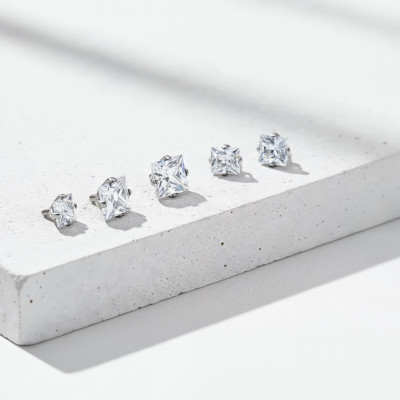 Top Zircone Carrée Sertie en Griffes en Titane Grade Implant Filetage Interne