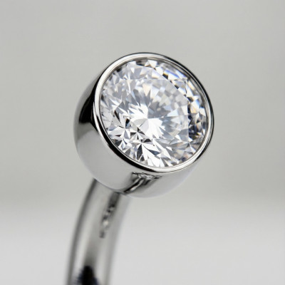 Joia para Umbigo de Titânio com Zircônia em Bisel de Rosca Interna e Conjunto de 3 Zircônias em Bisel com Esferas