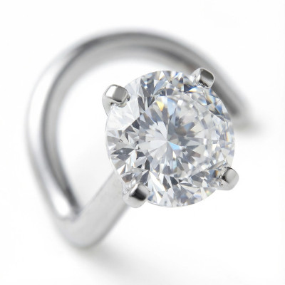 Joia de Nostril com Zircônia em Garras de Titânio Grau Implante