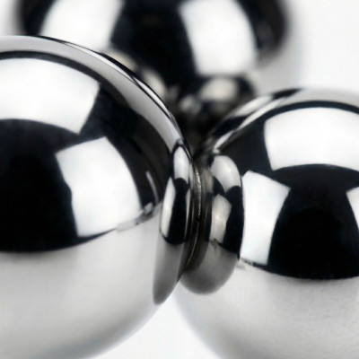 Implant Grade Titanium Internally Threaded Triangular Trinity Ball Cluster Top